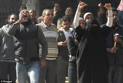 egypt woman beaten protest