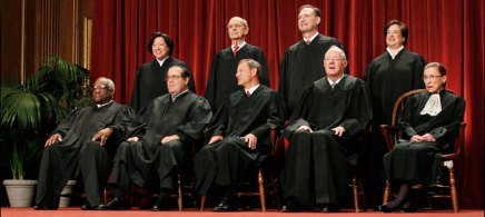 The justices of the US Supreme Court, 10/08/11. (photo: Pablo Martinez Monsivais/AP)