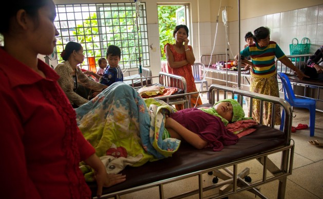 Dengue patients at Cambodia's National Paediatric hospital. Credit: Erika Pineros/IPS
