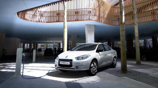 Renault Fluence Z.E, Renault Fluence Z.E climatecars, Renault Fluence Z.E electric cars, Renault Fluence Z.E zero emission, Renault Fluence Z.E london taxi, Renault Fluence Z.E zero emission taxi, Renault Fluence Z.E electric taxi, Renault Fluence Z.E zero carbon electric taxi, Renault Fluence Z.E climatecars zero emission, Renault Fluence Z.E UK, Renault Fluence Z.E 2012 Olympics, electric taxis, electric cars UK, EV taxis, zero emission taxis