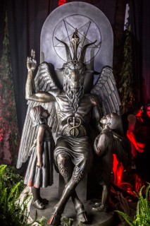 Satan_Statue_mattanderson5