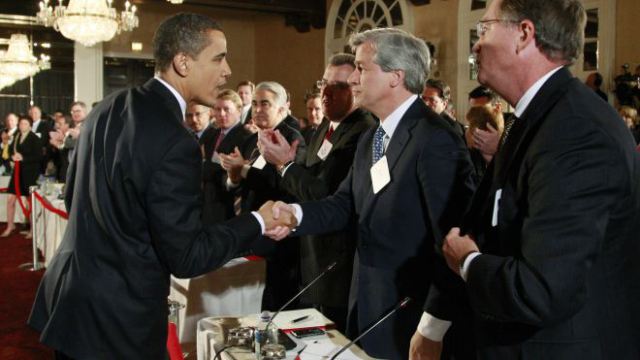 http://ytilaerniereh.files.wordpress.com/2012/06/jamie-dimon-obama.jpg?w=640&amph=371&ampcrop=1