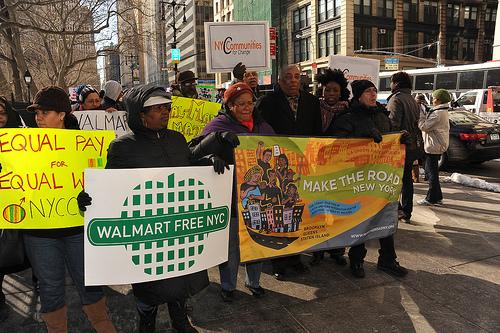 Community members rally against Walmart in New York City (asterix611 / Flickr)